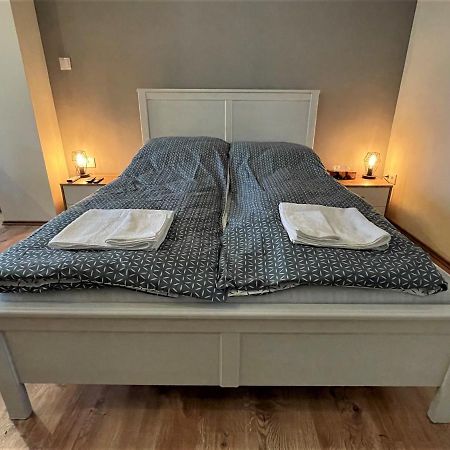 Hanna Apartman Debrecen Eksteriør billede