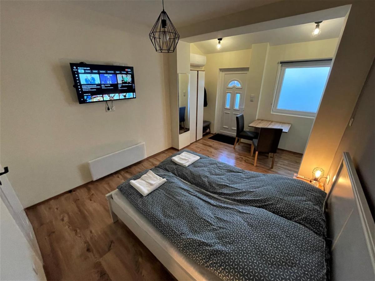 Hanna Apartman Debrecen Eksteriør billede