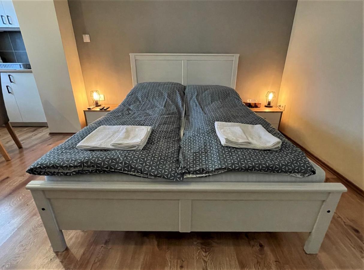 Hanna Apartman Debrecen Eksteriør billede